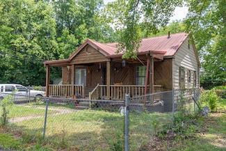1502 E 49th St, Chattanooga, TN 37407