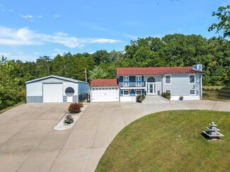 3726 Laura Ln, Pacific, MO 63069