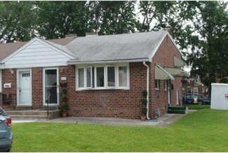 716 17th Ave, Prospect Park, PA 19076