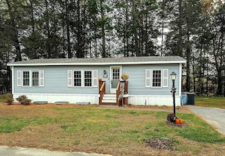 53 Earl Dr, Athol, MA 01331