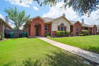 1810 Poinsettia Blvd, Denton, TX 76208