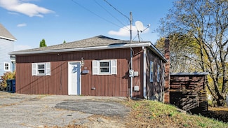 26 Grandview Ave, South Portland, ME 04106