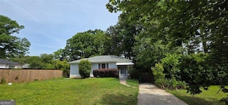 2002 E Camellia Dr, Decatur, GA 30032