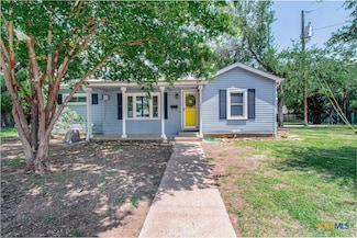 1401 N Penelope St, Belton, TX 76513