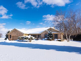 9108 Bentley Ln, Spring Grove, IL 60081