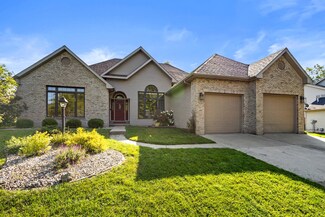 502 S Jeffery Dr, Mahomet, IL 61853