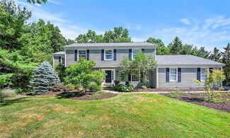 127 N Hayden Pkwy, Hudson, OH 44236