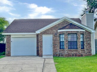 1903 Squirrel Path, Fort Walton Beach, FL 32547
