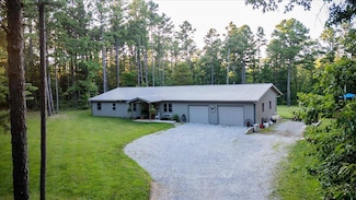 8185 Larkspur Ln, Houston, MO 65483
