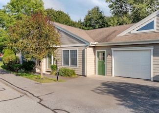 22 Mugwhy Ln, Portland, ME 04103