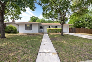 3702 La Sabre Dr, San Antonio, TX 78218