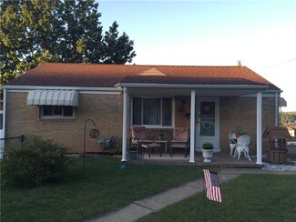 3237 Overlook Dr, McKeesport, PA 15133