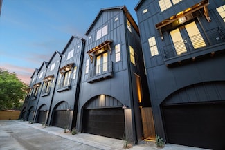 2213 Bevis St, Houston, TX 77008