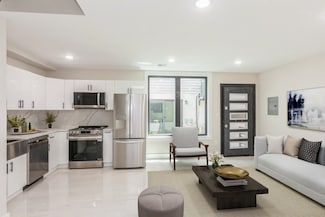 221 Columbia Ave Unit 3, Jersey City, NJ 07307