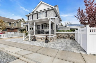 70 Inwood Ave, Point Lookout, NY 11569