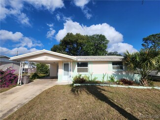 9 Taft St, Beverly Hills, FL 34465