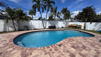 2067 Montana Ave NE, Saint Petersburg, FL 33703