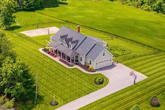 143 Clemence Hill Rd, Southbridge, MA 01550