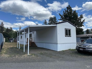 10 Kamloop Ln, Orofino, ID 83544