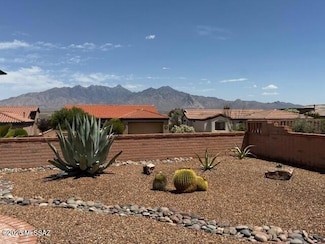 4769 S Meadow Ridge Dr, Green Valley, AZ 85622