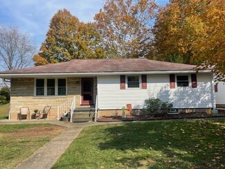 215 Helen St, Paden City, WV 26159