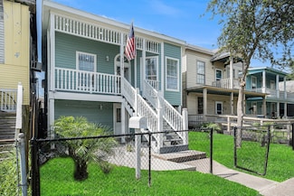 3515 Winnie St, Galveston, TX 77550
