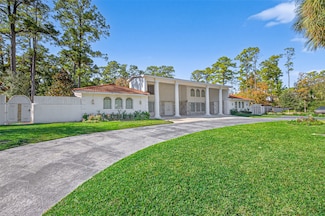 24 Windermere Ln, Houston, TX 77063