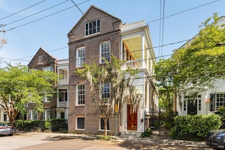 17 Wentworth St, Charleston, SC 29401