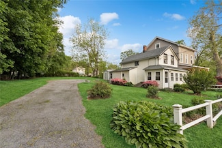 35 Fallkill Ave, Poughkeepsie, NY 12601