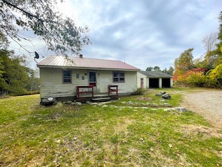 2 Ready Point Rd, Wiscasset, ME 04578