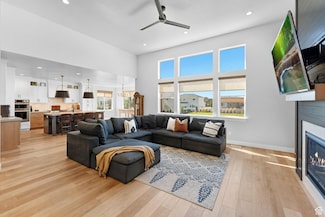 897 N Main St, Mapleton, UT 84664