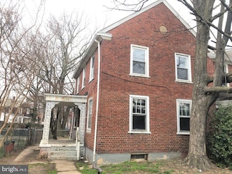 1361 N Chesapeake Rd, Camden, NJ 08104