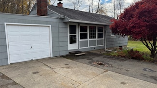 17 Valley Vista Ct, Kirkwood, NY 13795