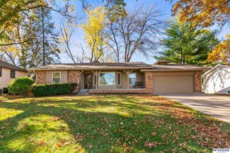 422 S 130th St, Omaha, NE 68154