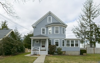 39 Warren Ave, Weston, MA 02493