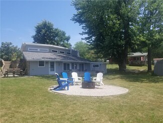 71108 Big Point Dr, Trenton, MO 64683