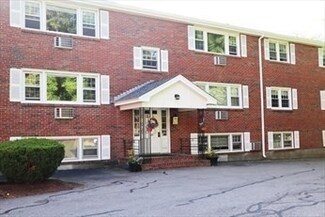 222 School St Unit 5, Walpole, MA 02081