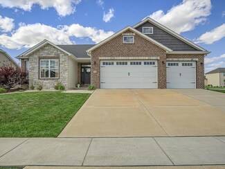 203 Ellington Ct, Glen Carbon, IL 62034