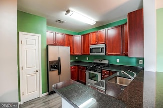 1341 Karen Blvd Unit 404, Capitol Heights, MD 20743