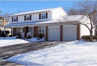 702 Waterford Dr, Cinnaminson, NJ 08077