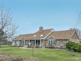 7985 S Cloverdale Rd, Boise, ID 83709