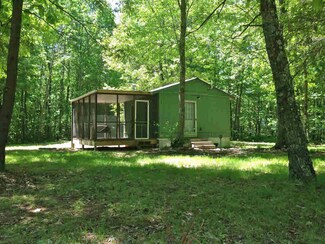 197 Windsor Rd NW, Willis, VA 24380