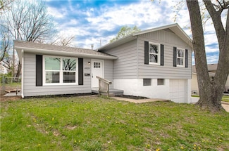 4909 E 41st St, Kansas City, MO 64130