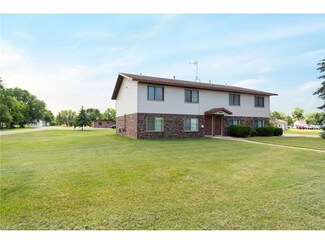 8625 1st Ave W, Clear Lake, MN 55319