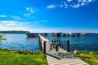 447 Bluff St, Green Lake, WI 54941