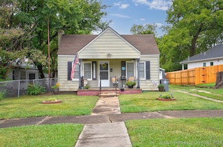2119 W 40th St, Tulsa, OK 74107