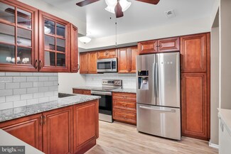115 E Kings Hwy Unit 147, Maple Shade, NJ 08052