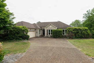 5628 Scenic Ridge Dr, Old Hickory, TN 37138