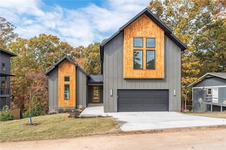 6 Chippenham Ln, Bella Vista, AR 72714