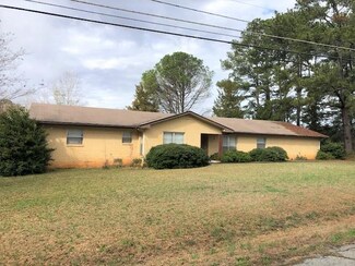 126 W Sheraton Dr, Washington, GA 30673
